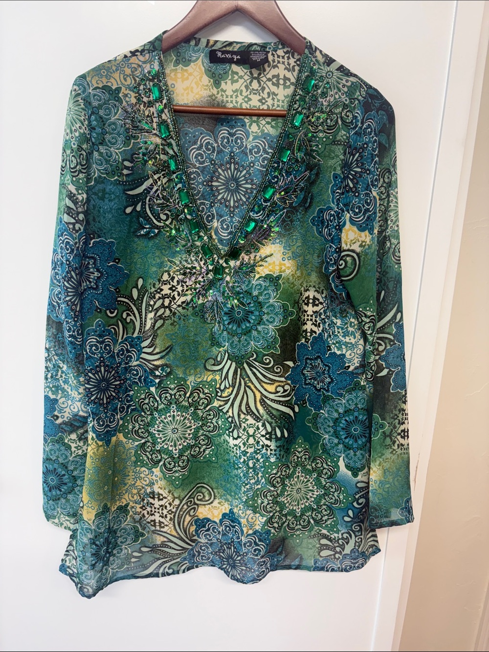 Raviya Green Teal Blue Paisley V-Neck Beaded Long Sleeve Top